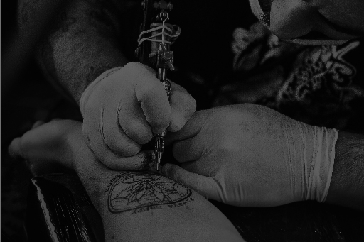 No olvides proteger tu tattoo con Bepanthene®